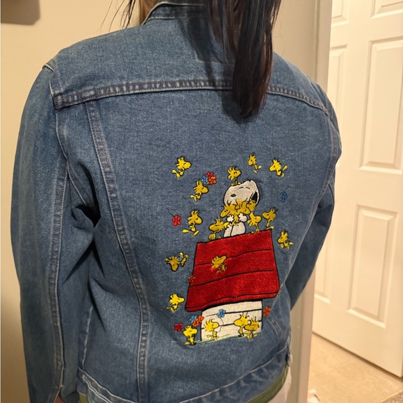 Vintage Snoopy and Woodstock Denim Jacket - Picture 3 of 10